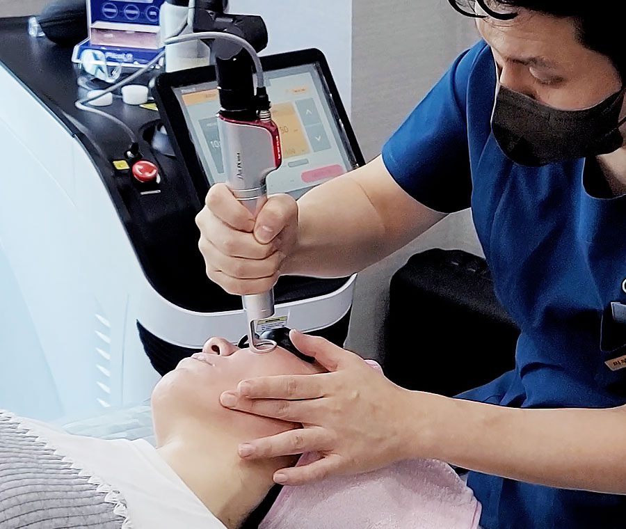 피코모공토닝 피코프락셀 모공 치료 이미지